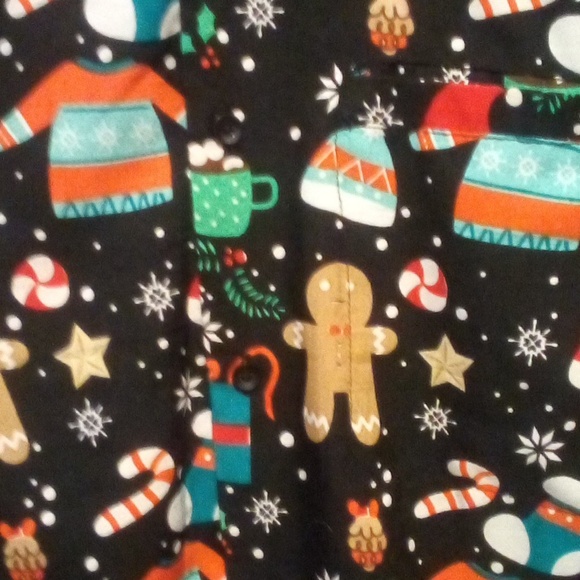 Hawaiian Holiday Shirt - Picture 2 of 4